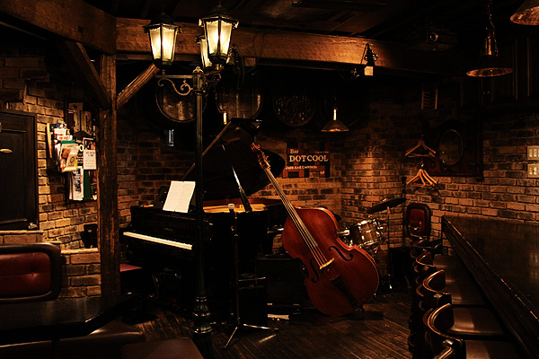 JAZZ BAR DOTCOOLFhbgN[ X܉摜 05